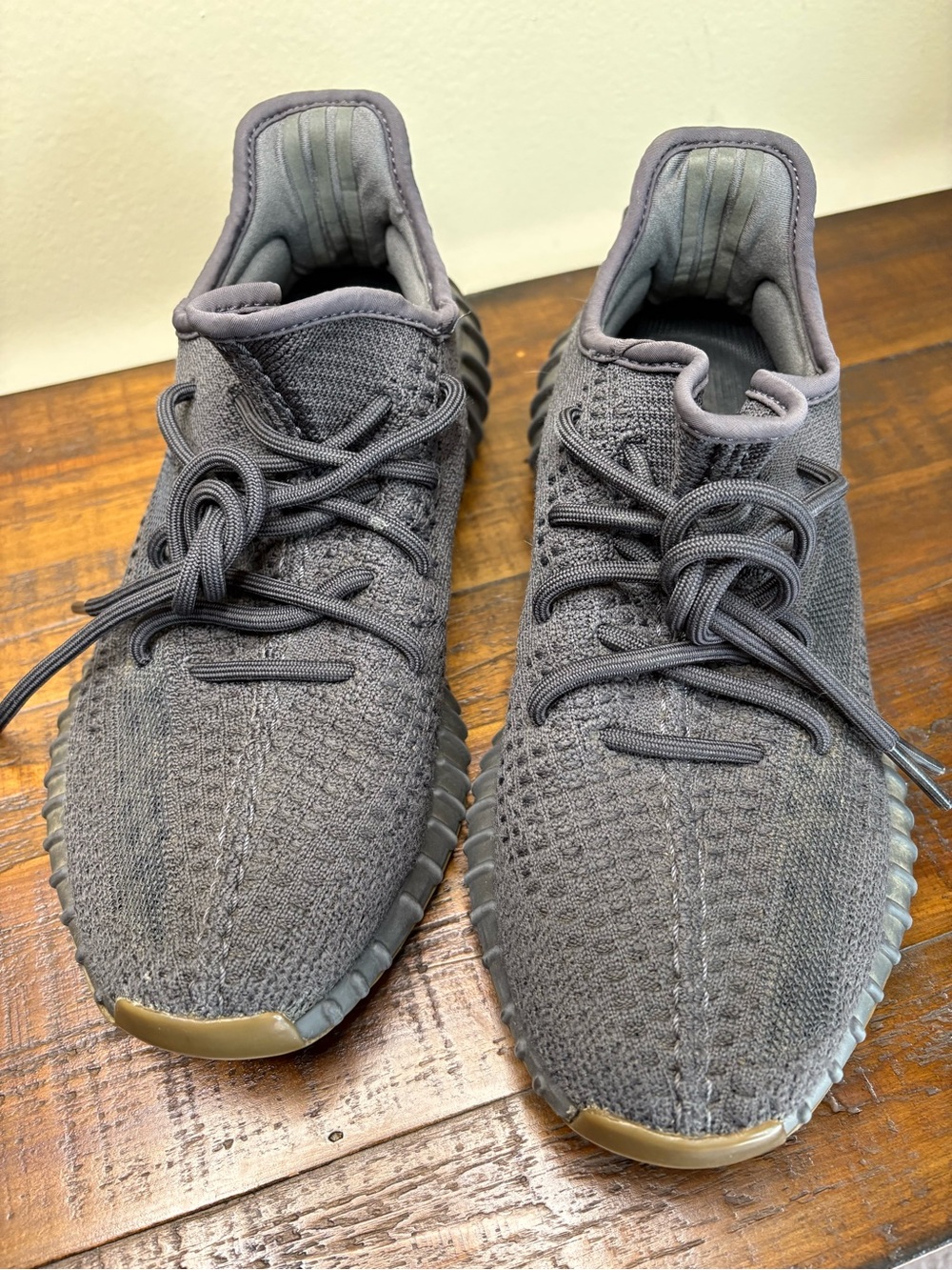 Women’s Size 7.5 Adidas Yeezy Boost 350 In “ Cider” Colorway - Picture 2 of 10